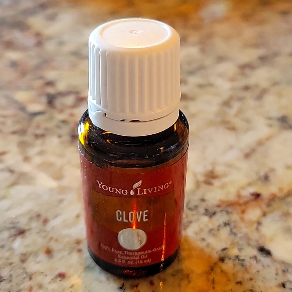 Young Living Clove Essential Oil NEW